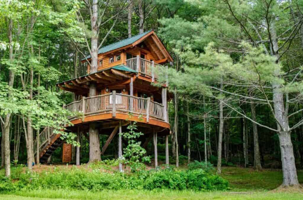 Moose Meadown treehouse - a treehouse rental in Vermont