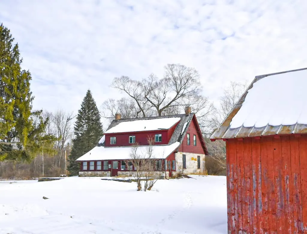 The Robert Frost House in Shaftsbury VT on a winter.