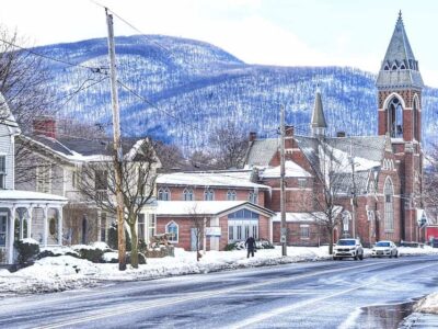 Plan A Perfect Winter Weekend in Vermont: Bennington and Manchester