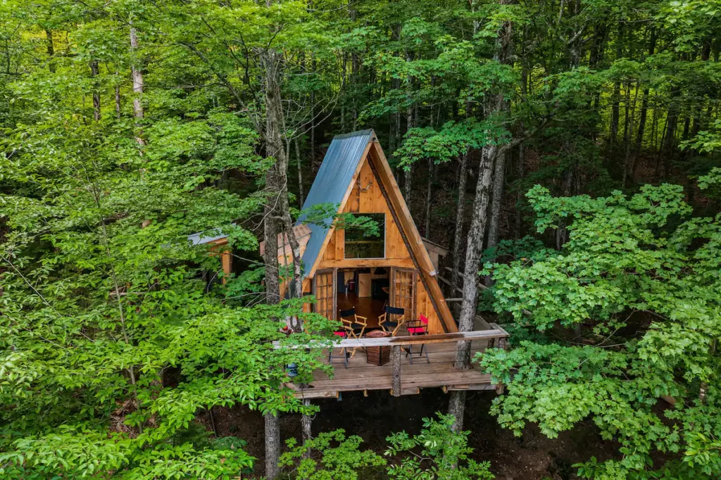 Treehouse Aframe in Bethel, Vermont.