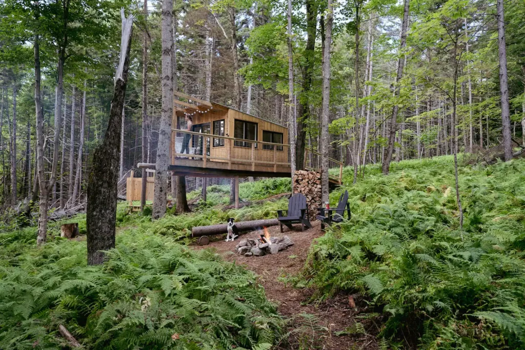 Treehouse rental in Vermont.