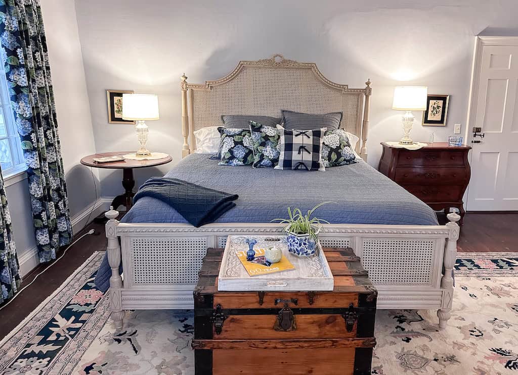 A blue bedroom in the Newfane Inn. 