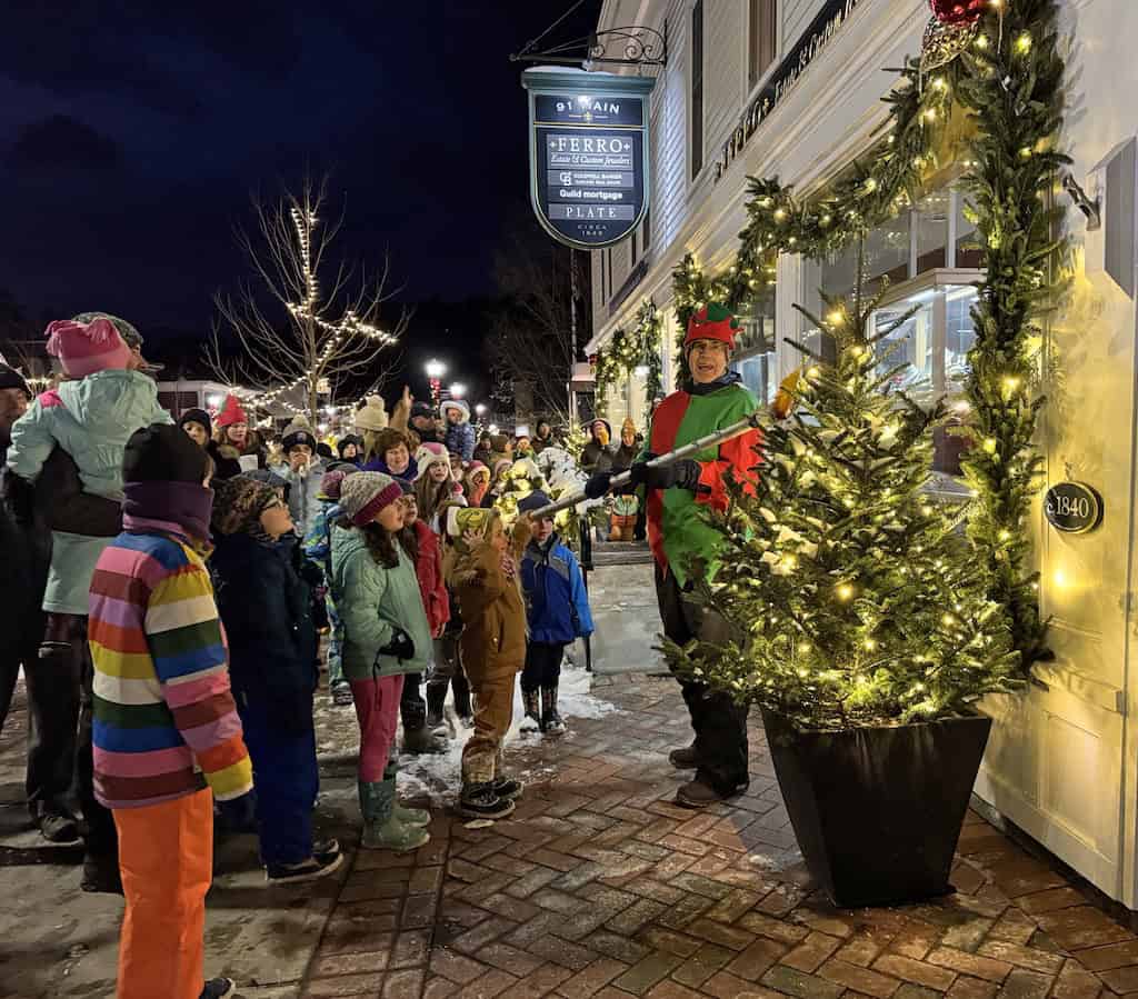Celebrating the holiday season in Stowe with caroling. Photo by eresa Merelman