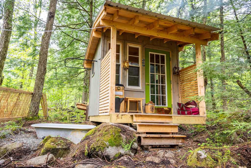 The wood-fired sauna is located right next to the stream.